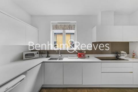 5 bedroom apartment to rent, Ashchurch Grove, Hammersmith W12