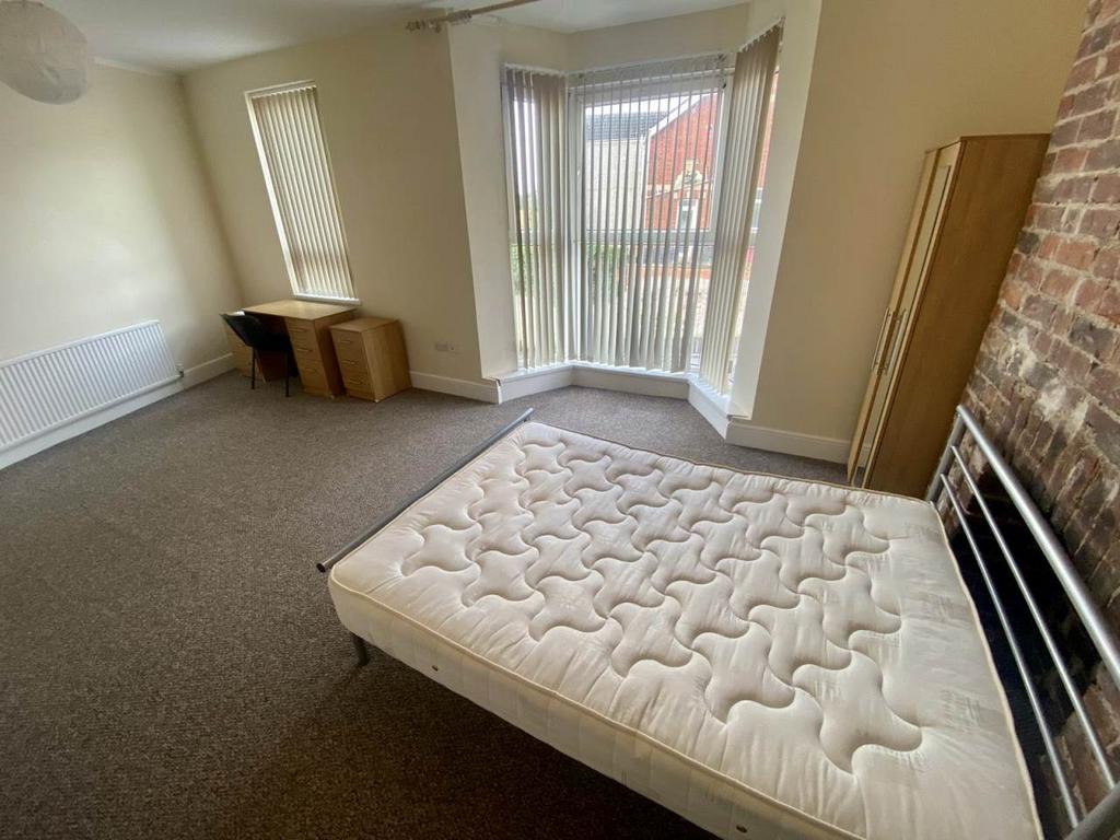 Bed 4, 2