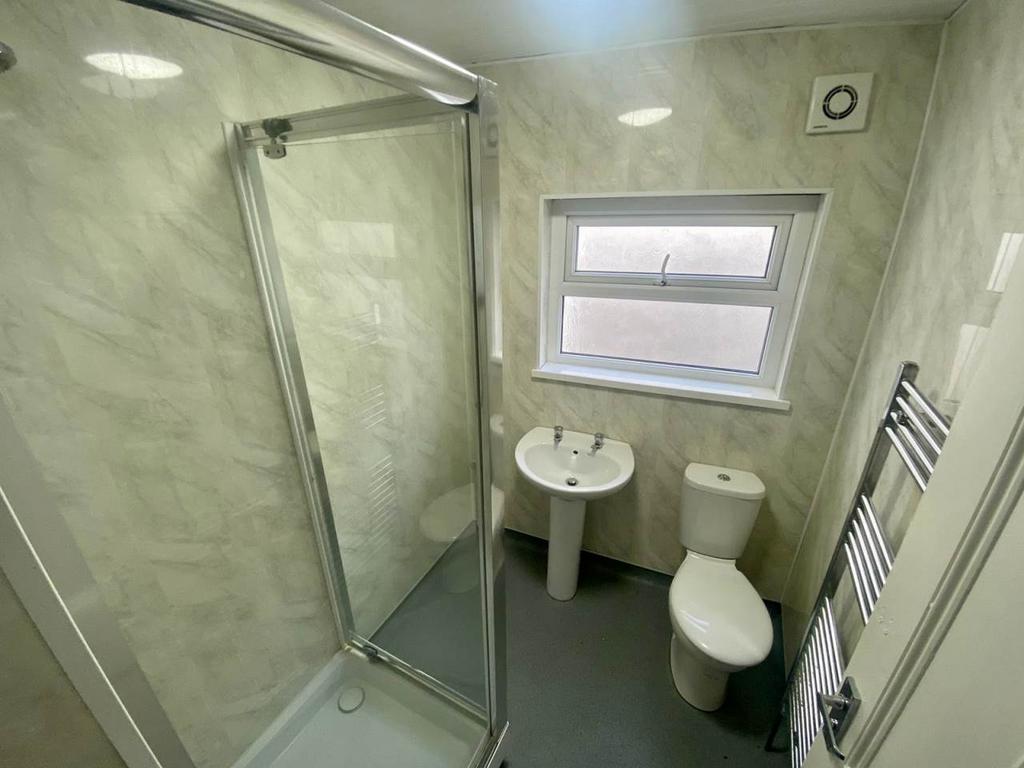 Bathroom 2