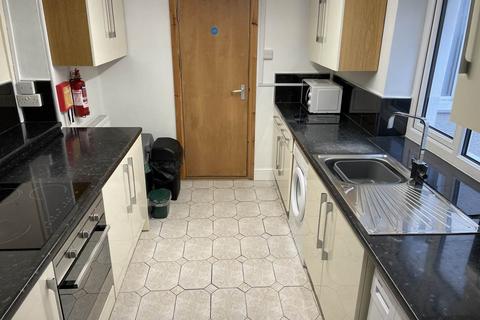 4 bedroom house to rent, Glamorgan Street, Sandfields, City Centre, , Swansea