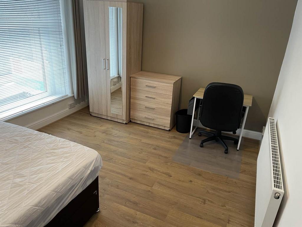 Bedroom 4, 2