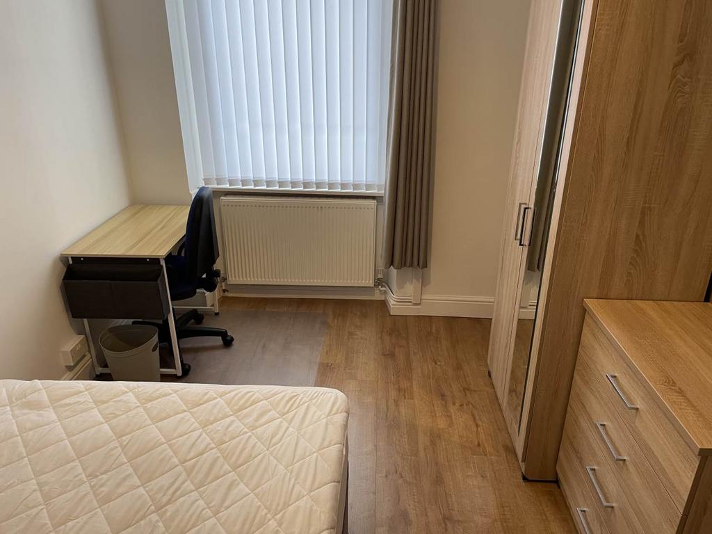 Bedroom 1, 2