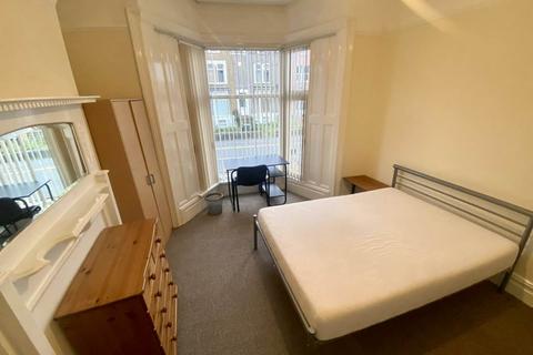 4 bedroom house to rent, King Edwards Road, Brynmill, , Swansea