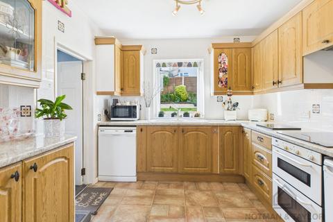 undefined, Torpoint PL11
