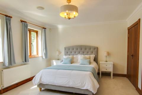 undefined, 4 Highview Place, Wivelsfield Green, Haywards Heath  RH17 7RZ