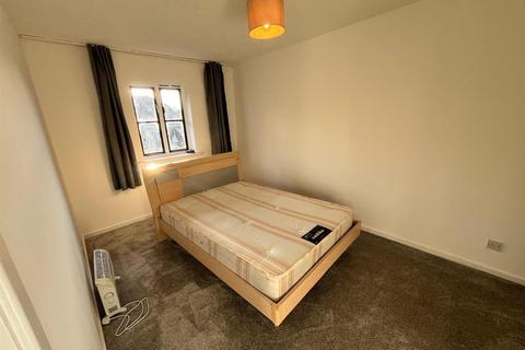 undefined, Somerset Gardens, London