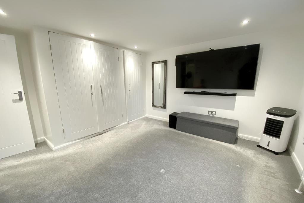 Fitted Wardrobes