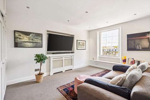 2 bedroom flat for sale, Onslow Square, South Kensington, London, SW7