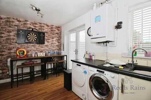 3 bedroom semi-detached house for sale, Etal Close, Merseyside L11