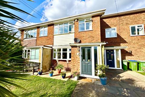 3 bedroom terraced house for sale, Mark Close, Bexleyheath DA7