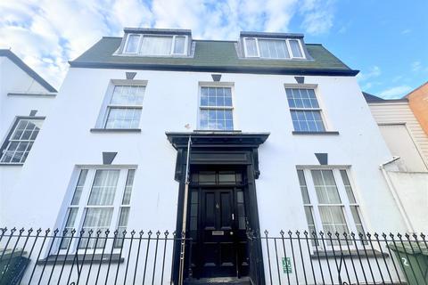 undefined, St Helier - REN046