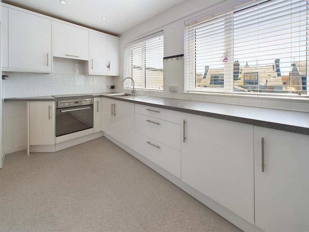 LDt F25s R1k-0 B7kqi8kg2 A.jpg