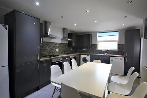 8 bedroom terraced house to rent, Hyde Park Road, Hyde Park, Leeds, LS6 1AG