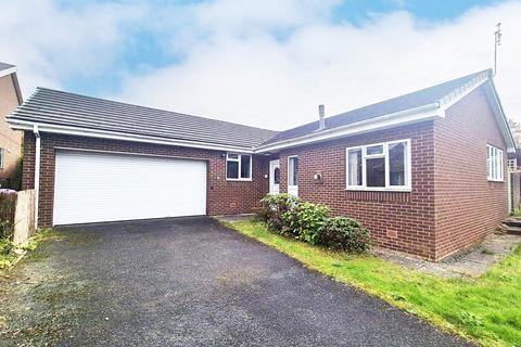 3 bedroom bungalow for sale, St. Margarets Drive, Wellington, Telford, Shropshire, TF1