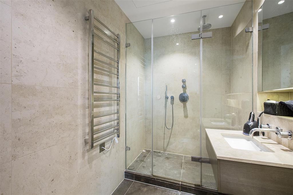 Shower.jpg