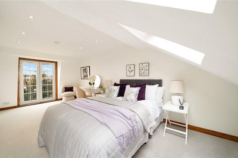 33 Vera Road, London, SW6 6QP