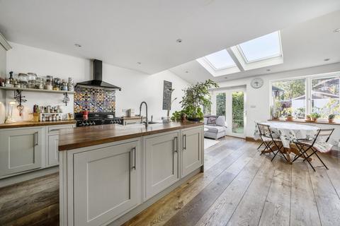 undefined, Dukes Avenue, Richmond, TW10