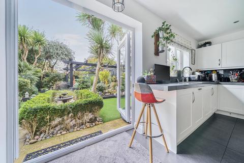 4 bedroom detached house for sale, Mere Close, Bracklesham Bay, PO20