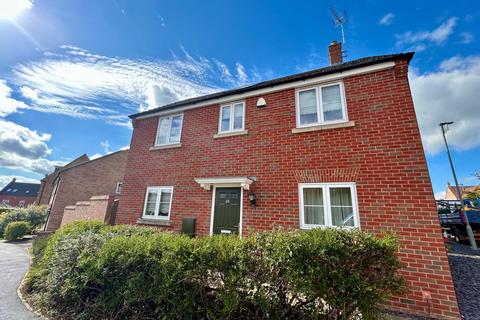 3 bedroom detached house for sale, Middleton Road, Middlemore, NN11 8BH