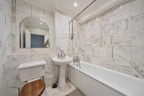 undefined, Liverpool Grove, London, SE17