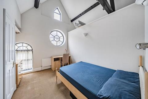7, Malvern House, 1a Liverpool Grove, London, SE17 2JJ