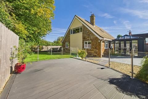 5 bedroom detached house for sale, Bridle Path, Brafield On The Green, NN7 1BP