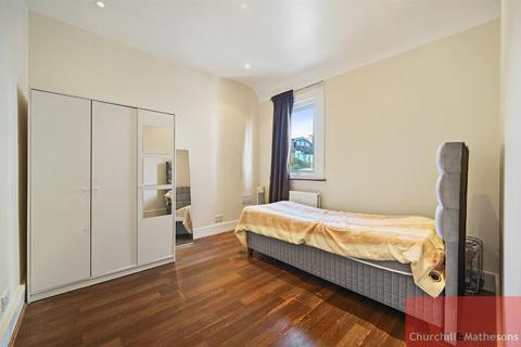 3 bedroom terraced house for sale, Alric Avenue, London, NW10 8