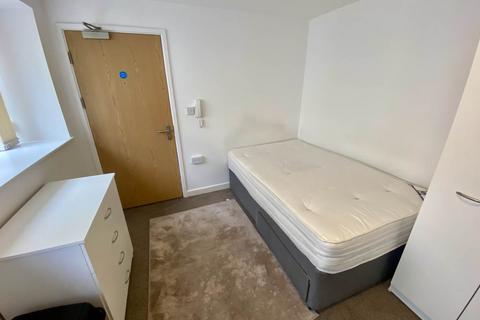 1 bedroom flat to rent, The Kingsway, City Centre, , Swansea