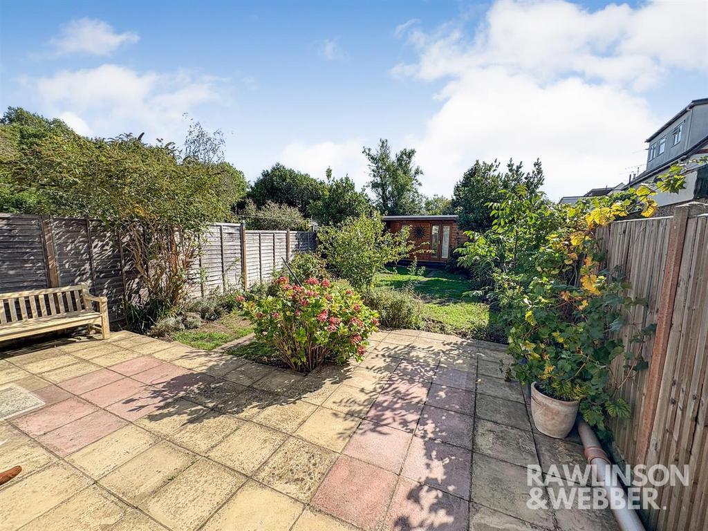 Garden patio.jpg