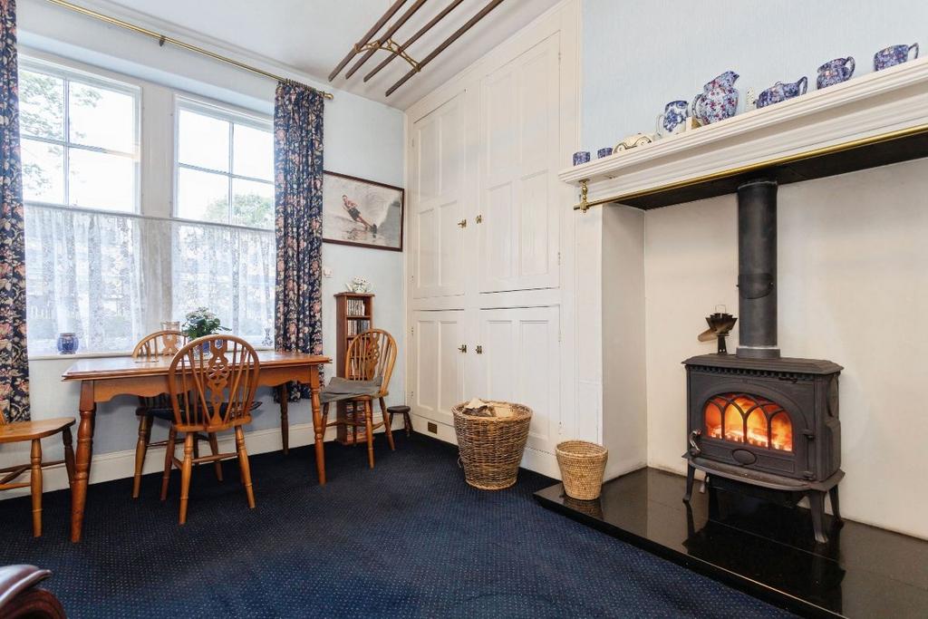 Breakfast room