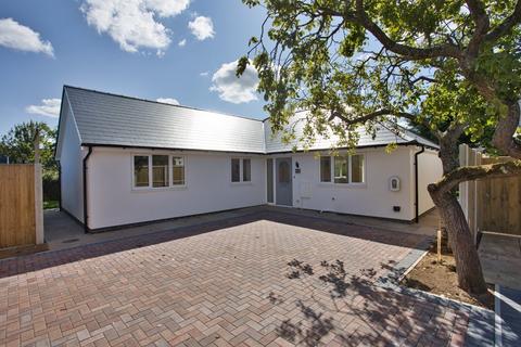 3 bedroom bungalow for sale, Bewsbury Crescent, Whitfield, Dover, Kent, CT16
