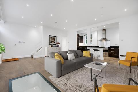 undefined, Roland Way, South Kensington, London, SW7