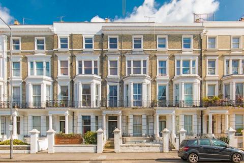 Holland Road, London, W14