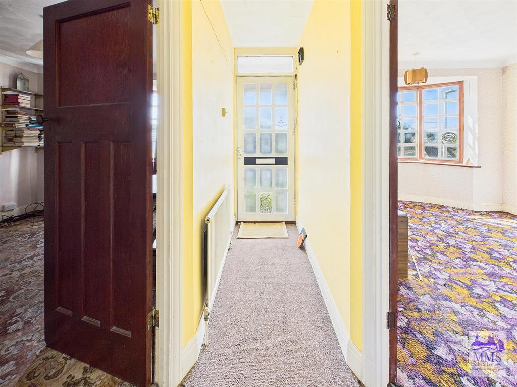 CAM04098 G0-PR0106-STILL001.jpg