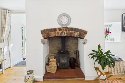 2 bedroom cottage for sale, Black Park, Chirk, Wrexham