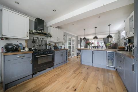 4 bedroom detached house for sale, Southbrook Road, Havant, PO9