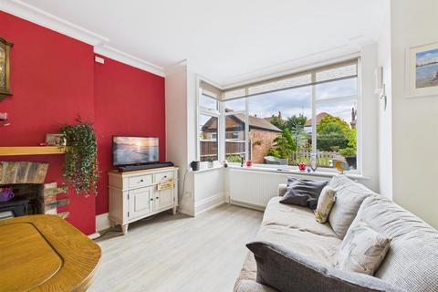 4 bedroom detached house for sale, Fifth Avenue, Bridlington