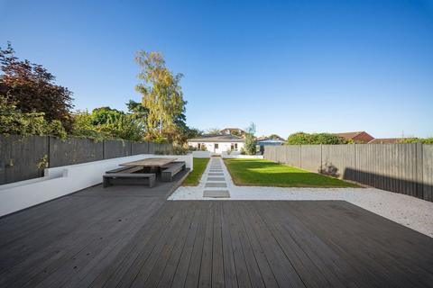 4 bedroom detached house for sale, Walderslade Road, Chatham ME5