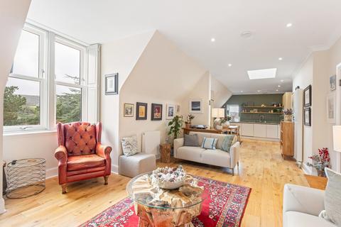 3 bedroom penthouse for sale, 97 (Flat 3) South Oswald Road, The Grange, Edinburgh, EH9 2HH
