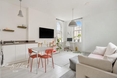 1 bedroom apartment for sale, St Clements Avenue, LONDON