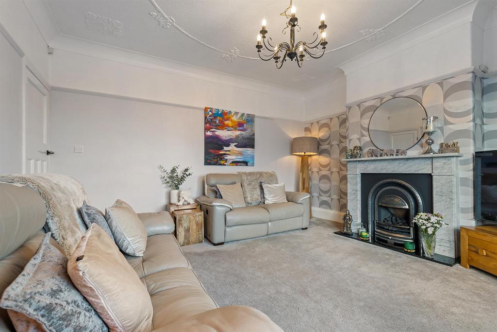 2 Linden Road, Elland 11 297.jpg