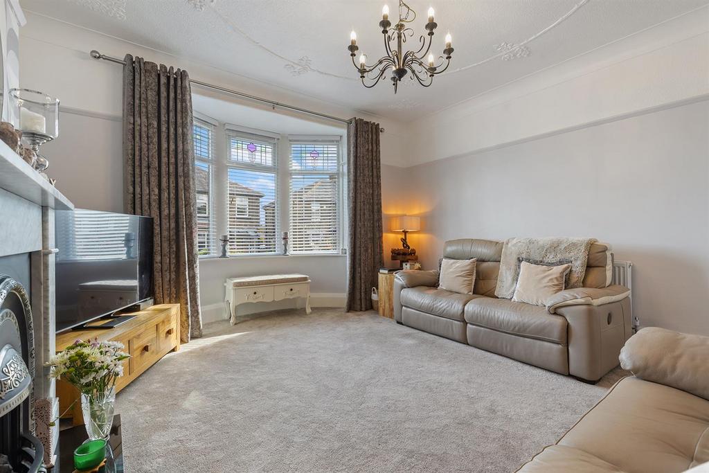 2 Linden Road, Elland 13 297.jpg