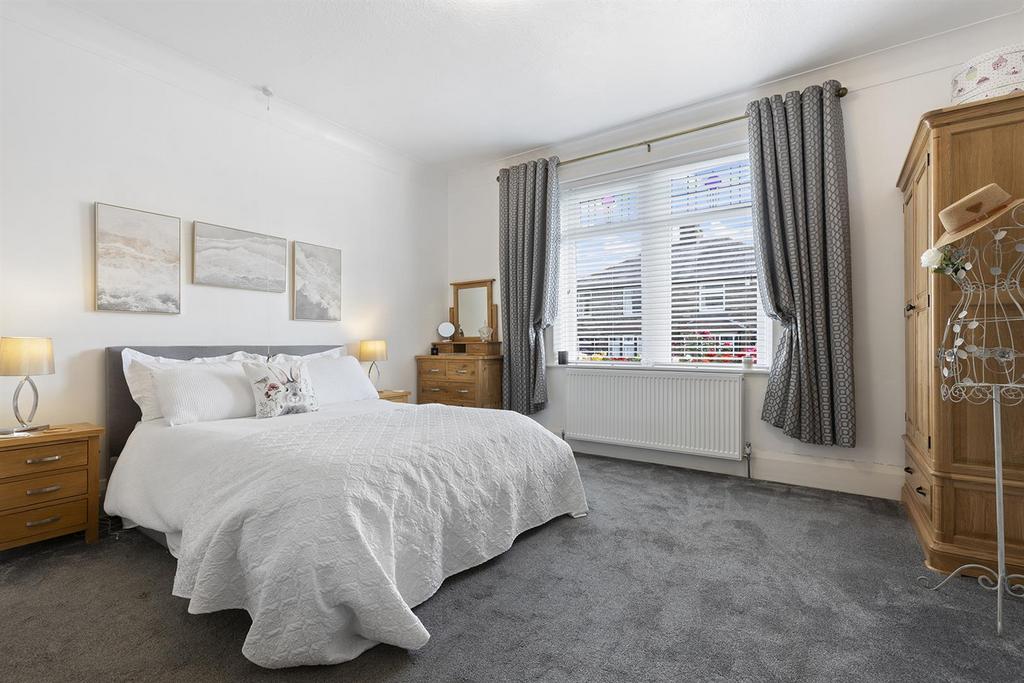 2 Linden Road, Elland 27 297.jpg