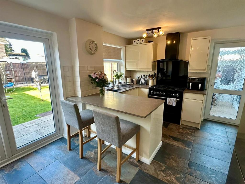 Whats App Image 2025-09-29 at 13.24.54 bdb0a495.jpg