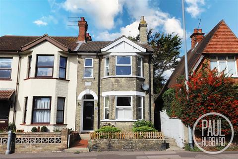 St. Peters Street, Lowestoft, NR32