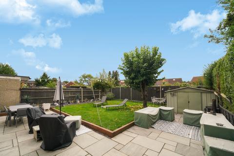 19 Conway Drive, Hayes, UB3 1QD