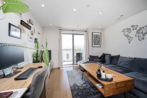 1 bedroom flat for sale, Christian Street, Whitechapel, London, E1