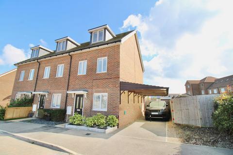 3 bedroom terraced house for sale, Lynx Street , Margate CT9