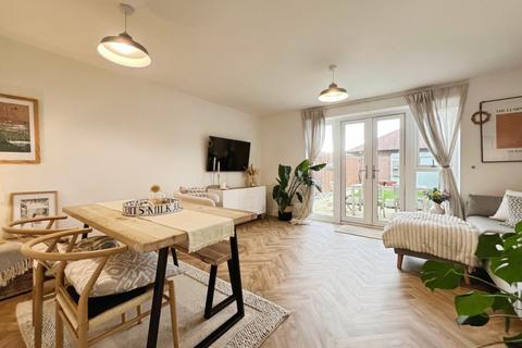 undefined, Lake Drive, Hythe