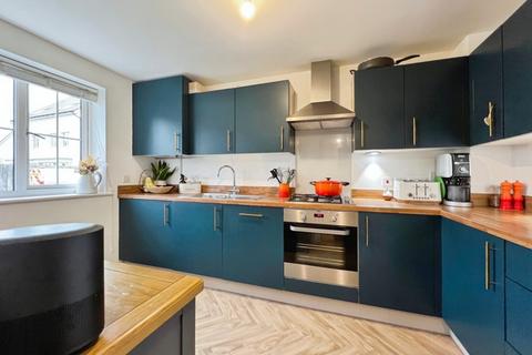 undefined, Lake Drive, Hythe